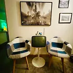 بيت ضيافة Rockin 70's Barbey-Seroux