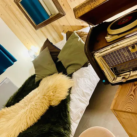Guest house Rockin 70's Barbey-Seroux